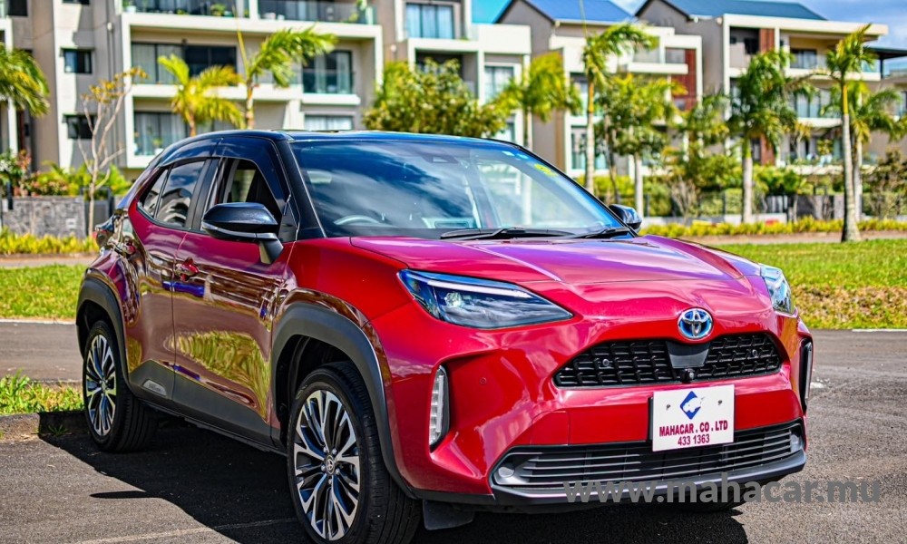 2020 Toyota Yaris Cross, Red