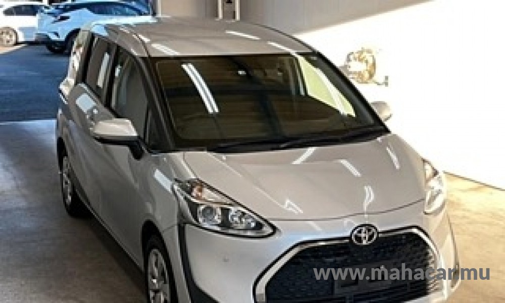 2022 Toyota Sienta photo 4