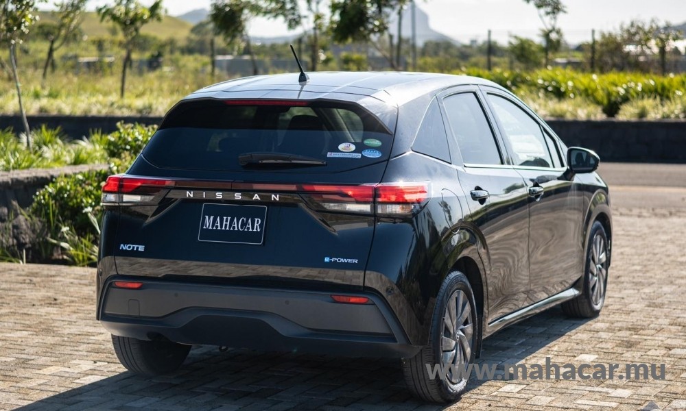 2021 Nissan NOTE E-POWER photo 12
