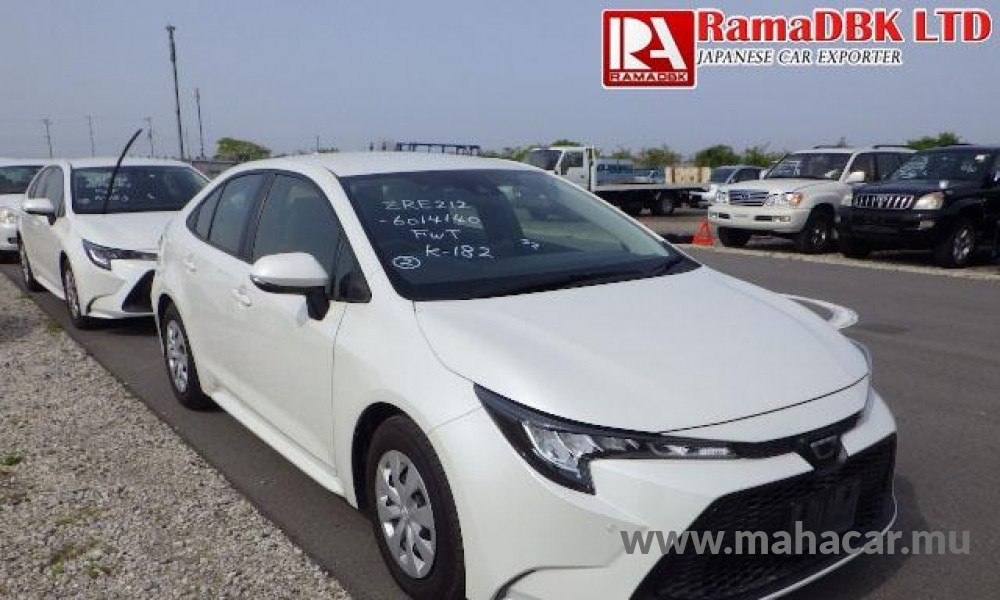 2020 Toyota Corolla photo 2