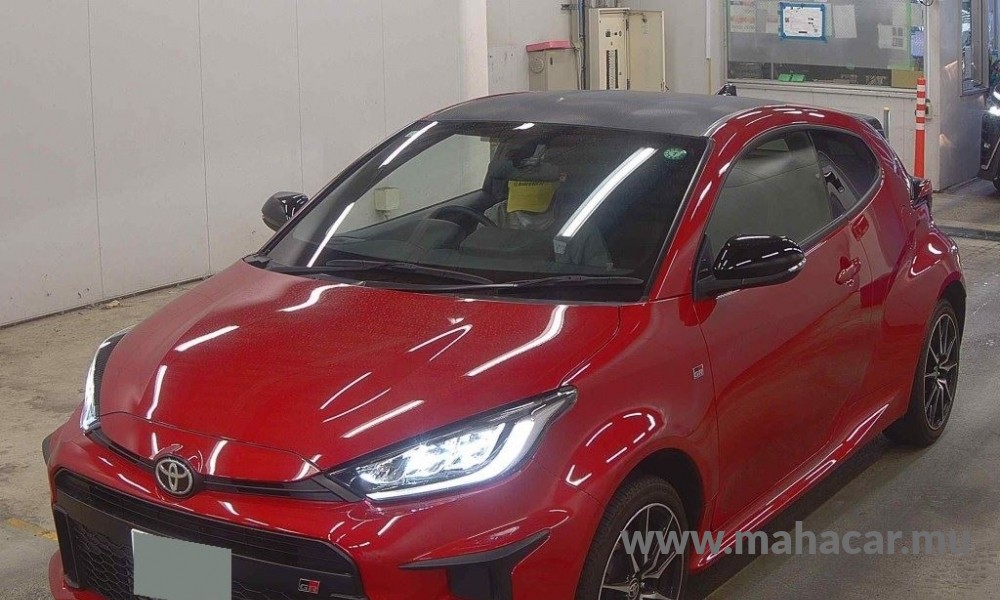 2021 Toyota Yaris GR, Red