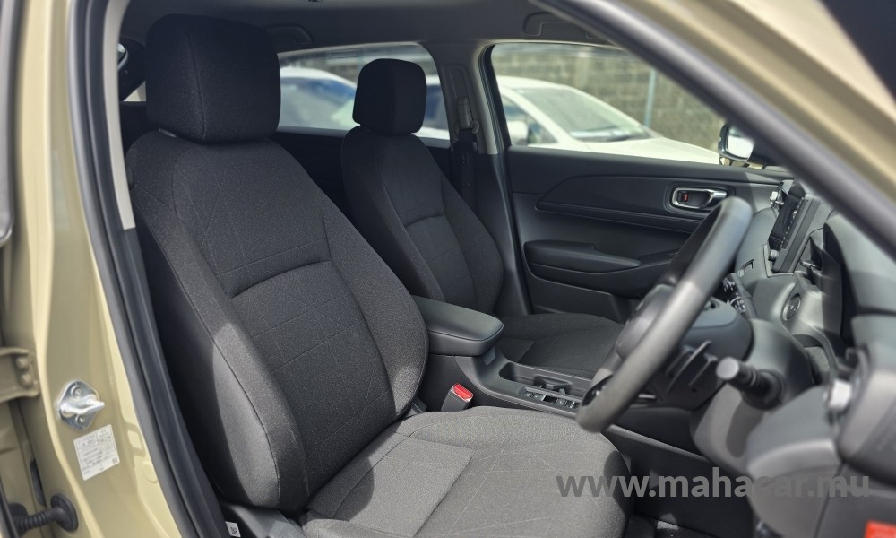2023 Honda Vezel X Hybrid photo 7
