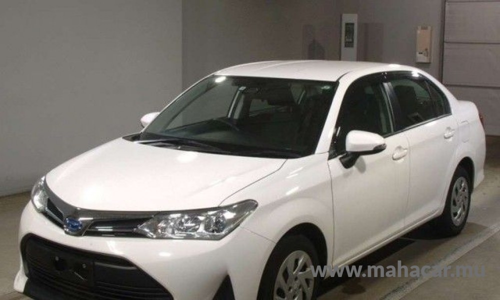 2022 Toyota Corolla Axio, White