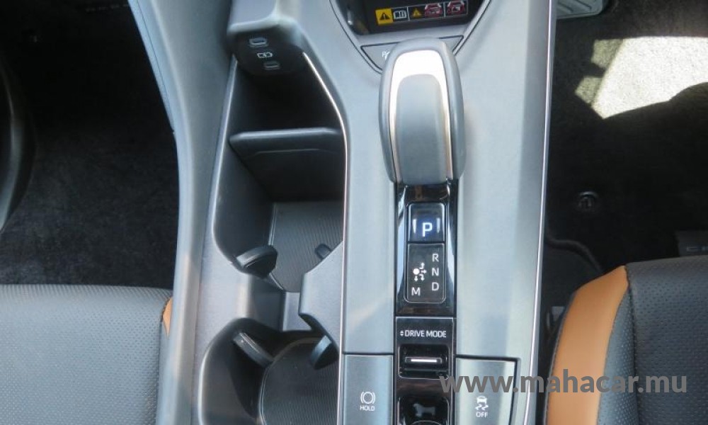 2023 Toyota Crown photo 8