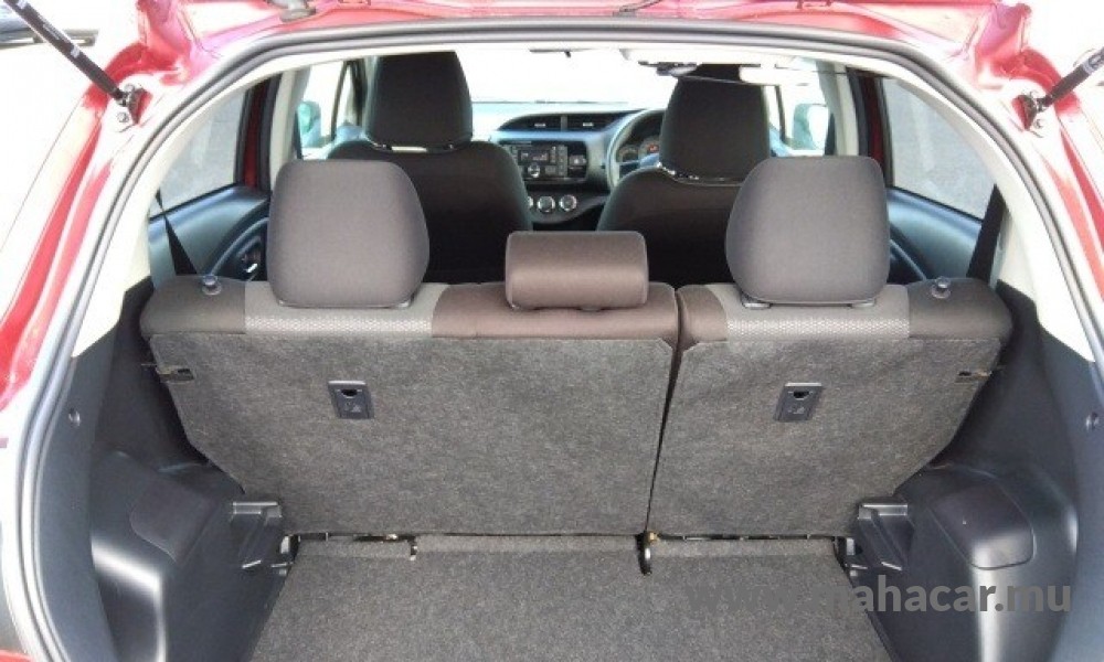 2019 Toyota Vitz photo 10