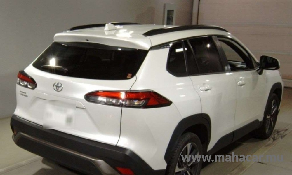 2023 Toyota COROLLA CROSS photo 2