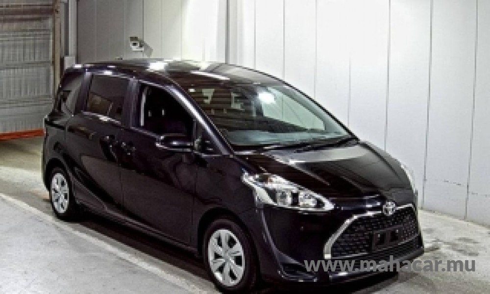 2022 Toyota Sienta photo 3