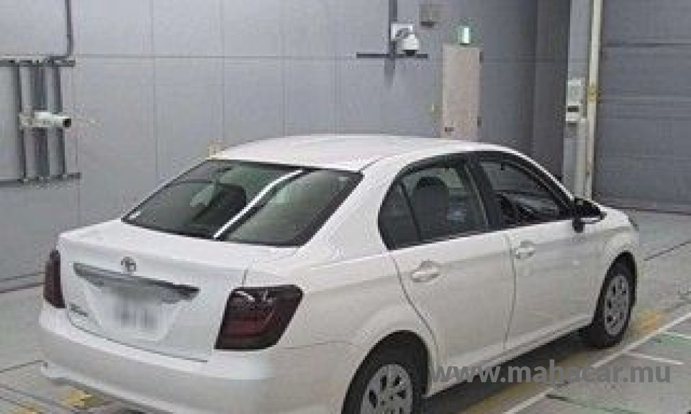 2023 Toyota Corolla Axio photo 8