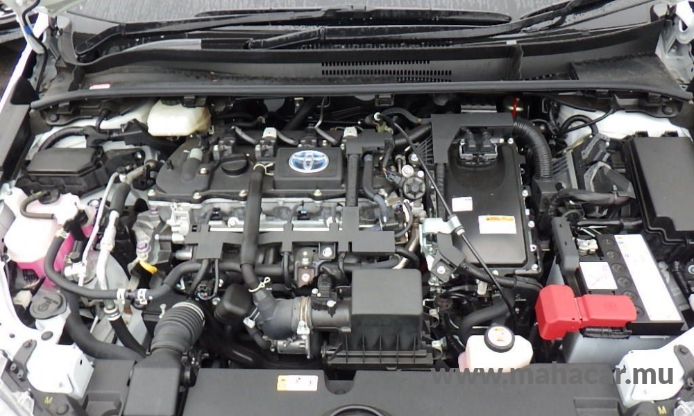 2021 Toyota Corolla photo 2