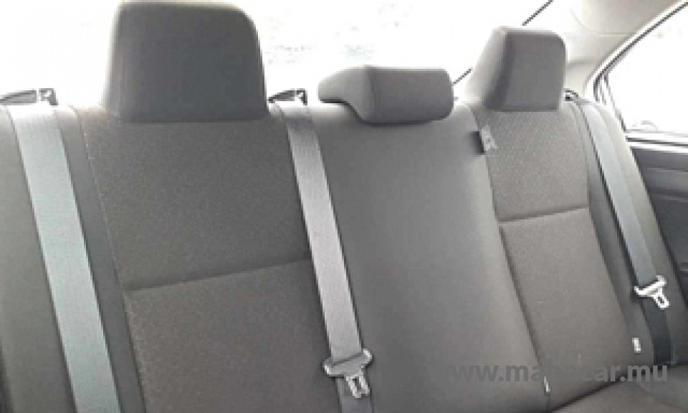 2024 Toyota Corolla Axio photo 8