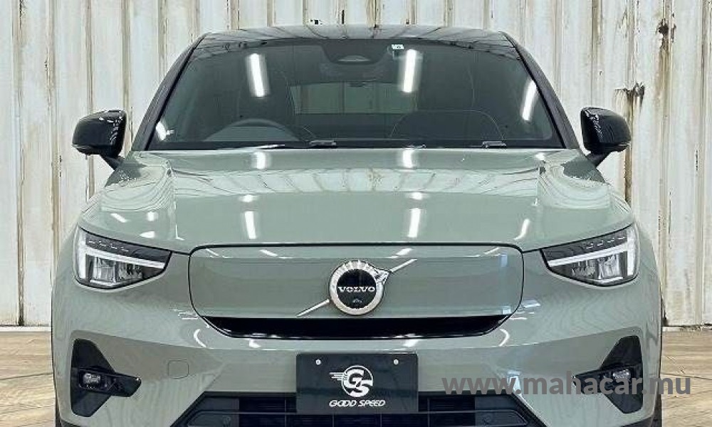 2022 VOLVO C40 photo 1