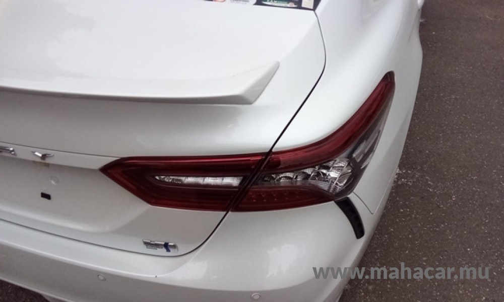 2021 Toyota Camry photo 9