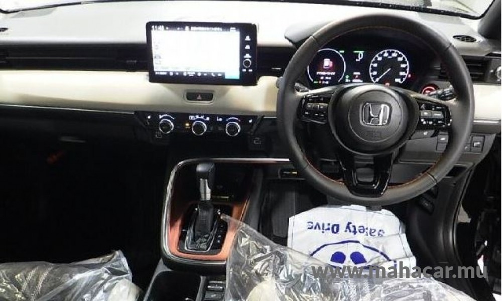 2022 Honda VEZEL HV e:PLAY photo 6