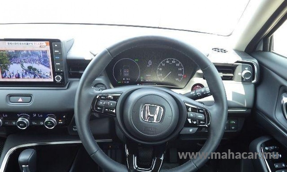 2022 Honda VEZEL Z HYBRID photo 6