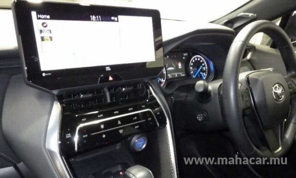 2020 Toyota Harrier photo 4