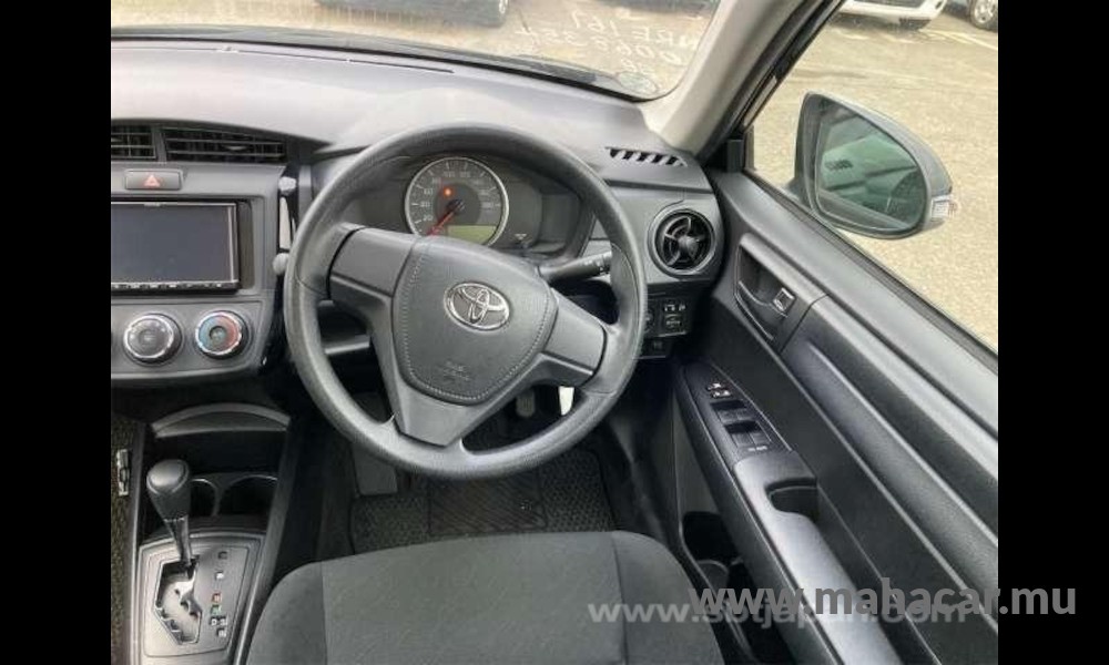 2018 Toyota Corolla Axio photo 5