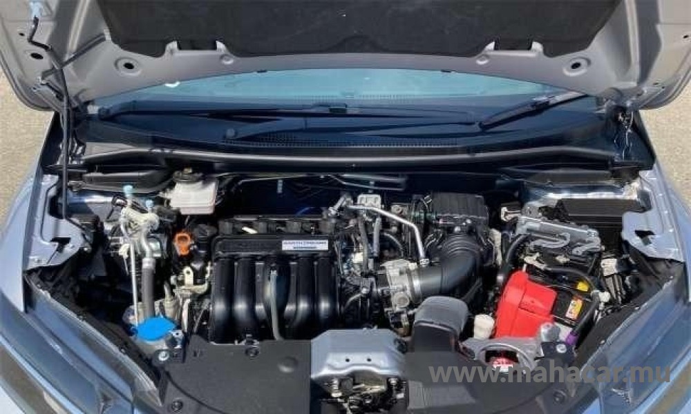 2019 Honda SHUTTLE HYBRID photo 4