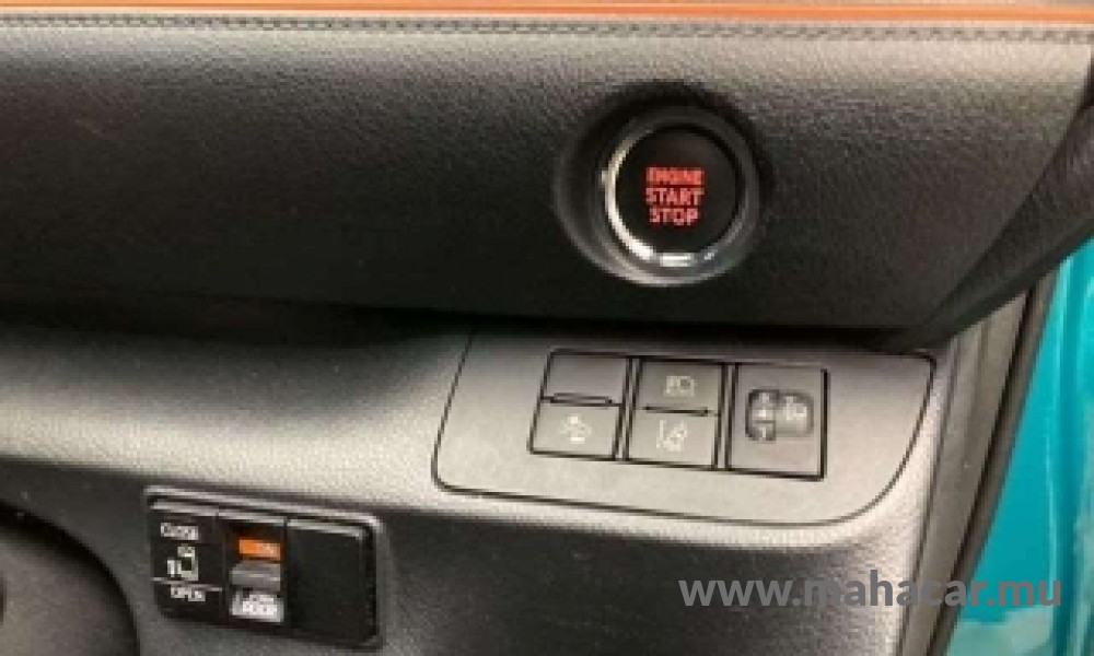 2021 Toyota Sienta photo 7