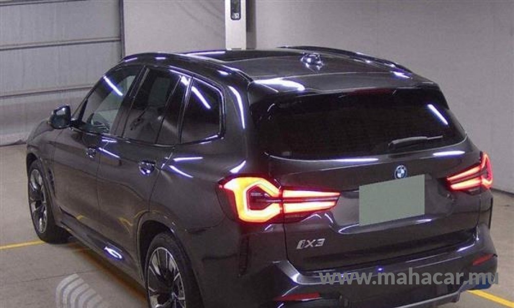 2021 BMW iX3 photo 2