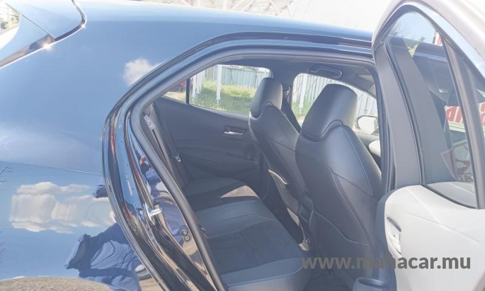 2023 Toyota COROLLA SPORT photo 11