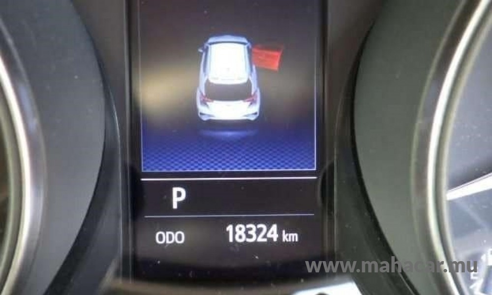 2019 Toyota CHR photo 7