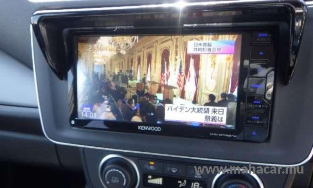 2019 Nissan Leaf X-V photo 8
