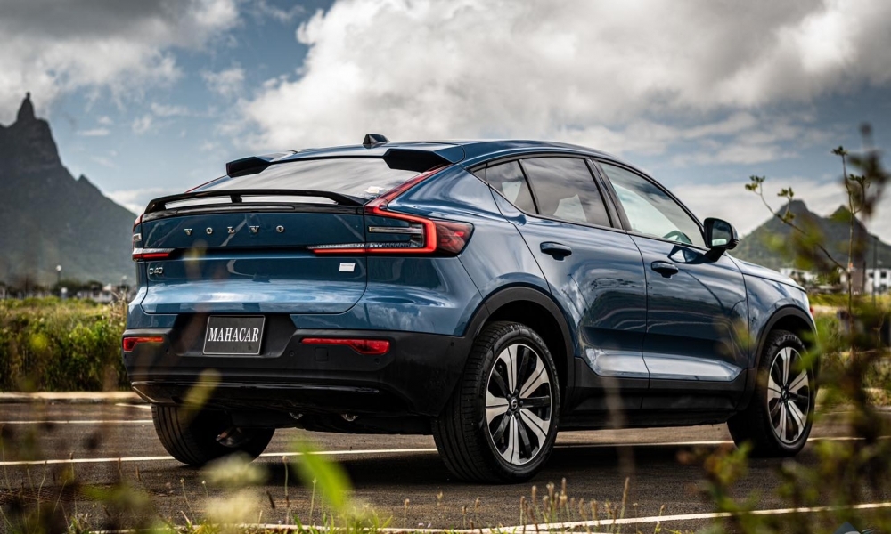 2022 VOLVO C40 photo 11