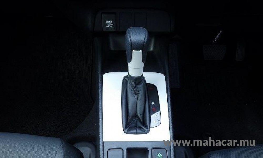 2021 Honda FIT HYBRID photo 5