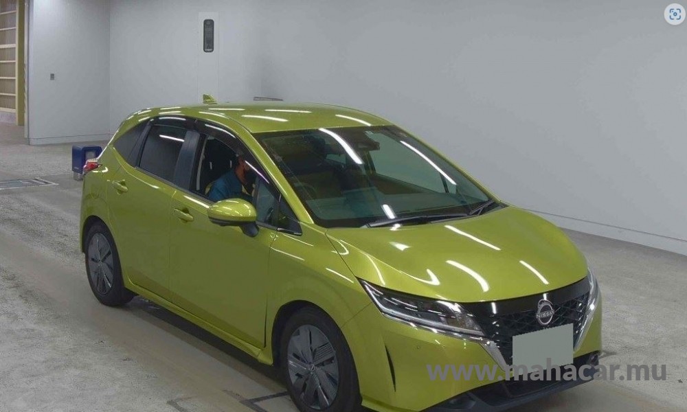 2021 Nissan NOTE E-POWER, Green