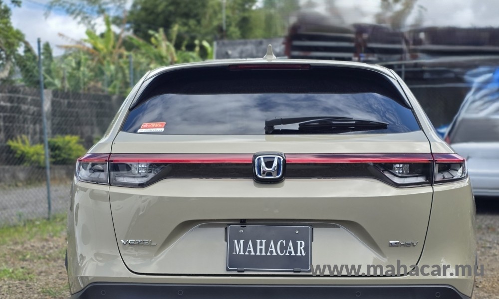2023 Honda Vezel X Hybrid photo 12