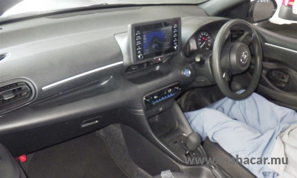 2021 Toyota Yaris photo 4