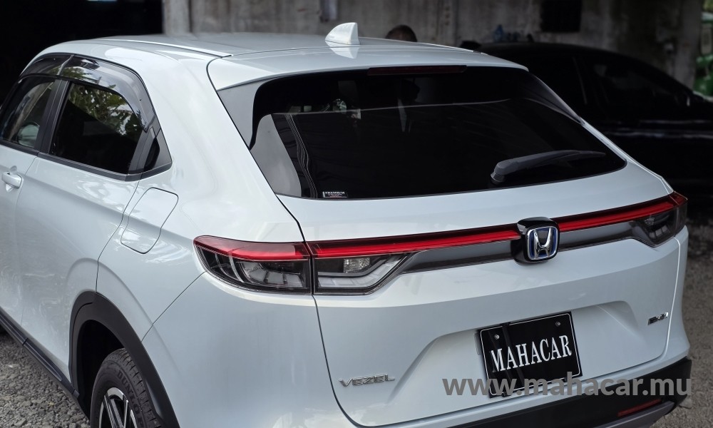 2022 Honda Vezel X Hybrid photo 9