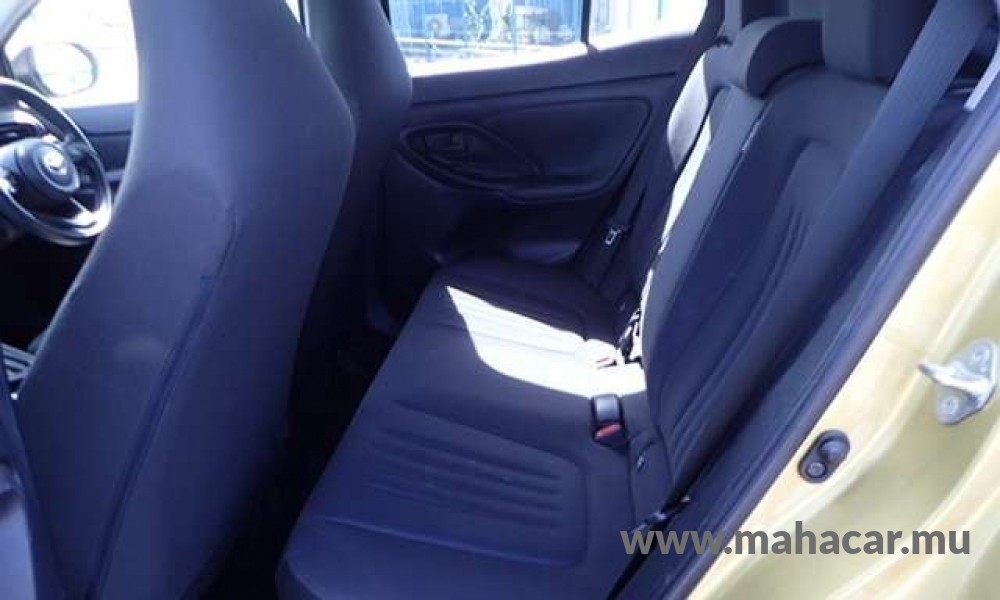 2022 Toyota Yaris Cross Hybrid photo 6