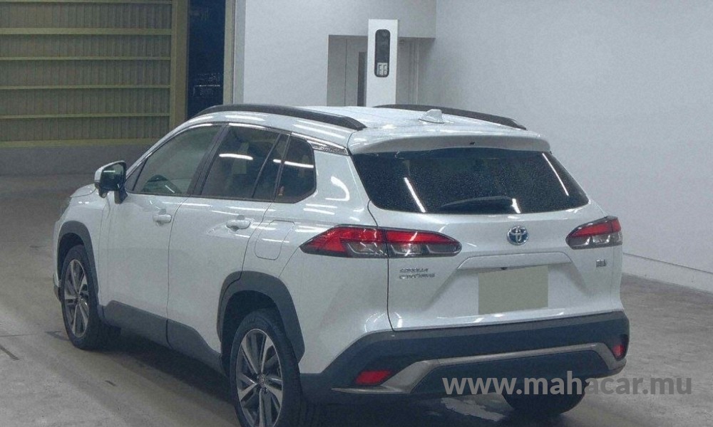 2023 Toyota COROLLA CROSS photo 2