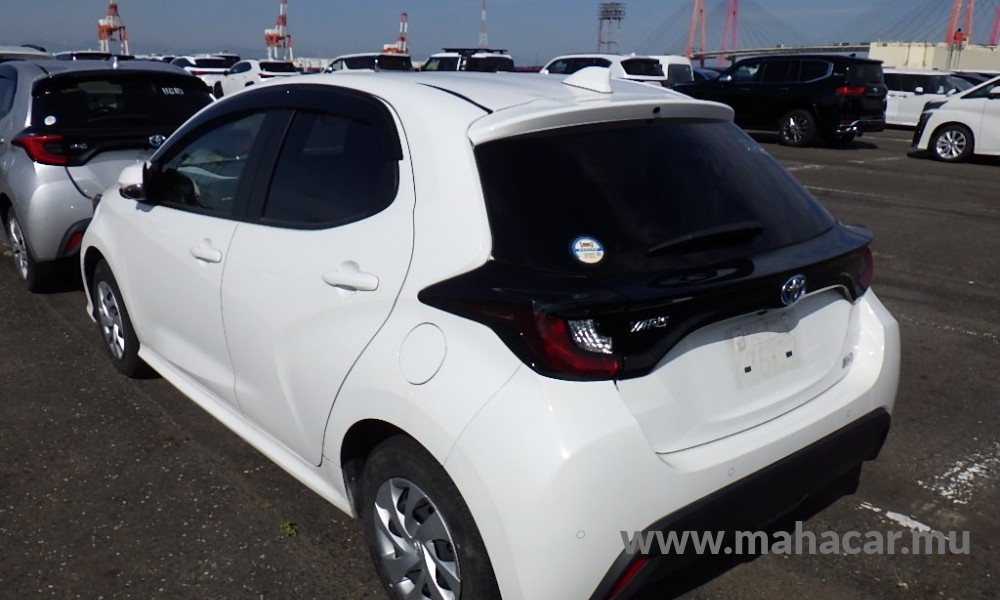 2021 Toyota Yaris photo 9