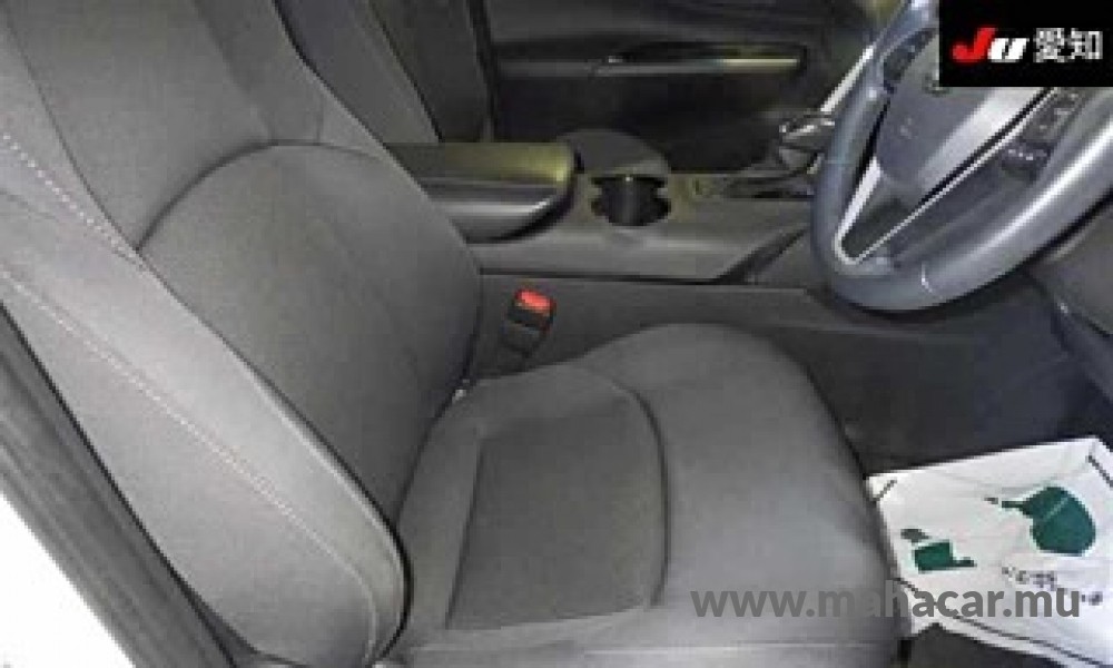 2023 Toyota Harrier photo 6
