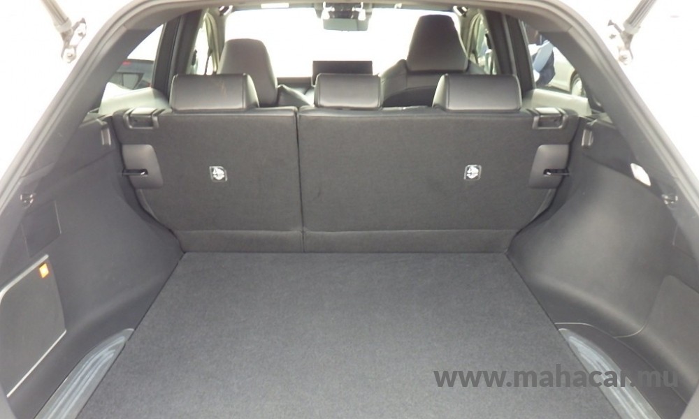 2022 Toyota Harrier photo 6