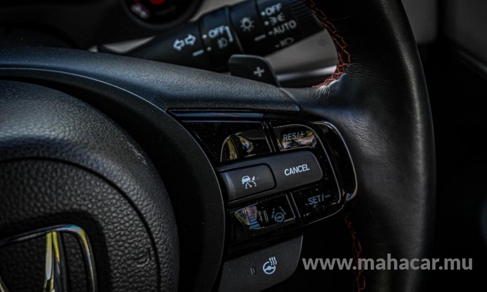 2021 Honda VEZEL HV e:PLAY photo 10