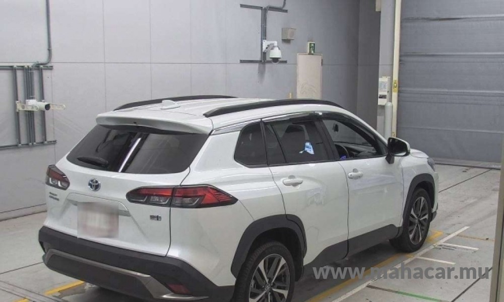 2022 Toyota COROLLA CROSS photo 2