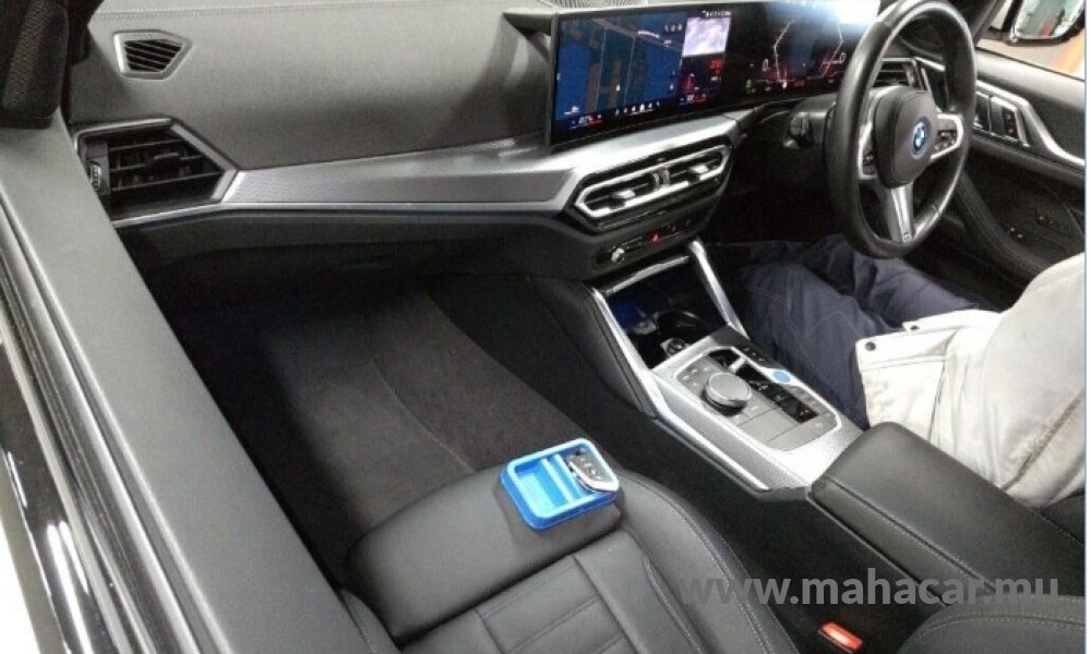 2024 BMW i4 photo 5