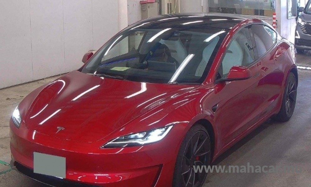2025 TESLA MODEL 3, Red