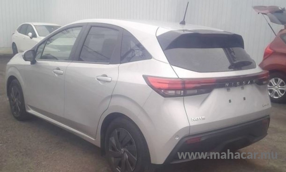 2021 Nissan NOTE E-POWER photo 5