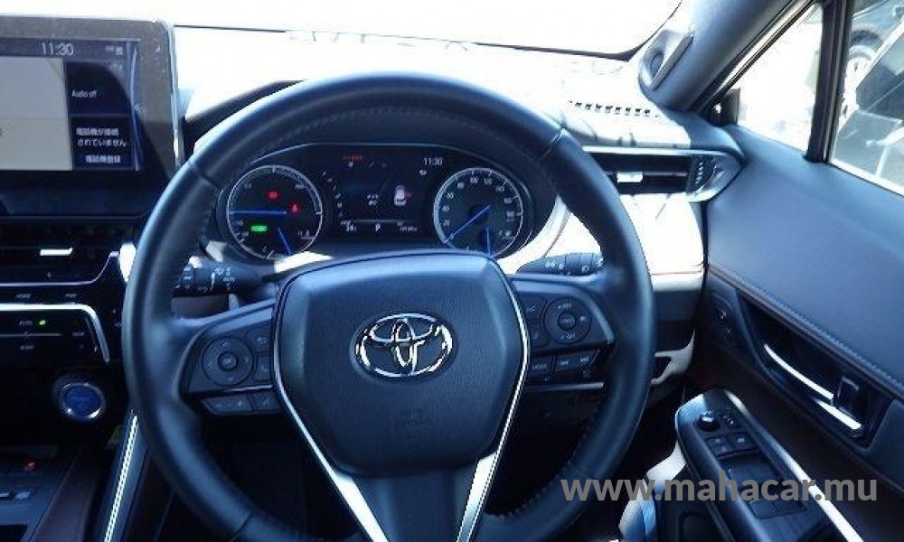 2022 Toyota Harrier photo 7