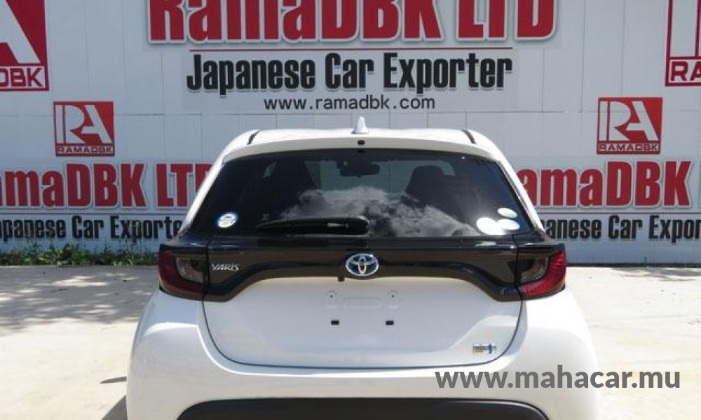 2020 Toyota Yaris photo 6