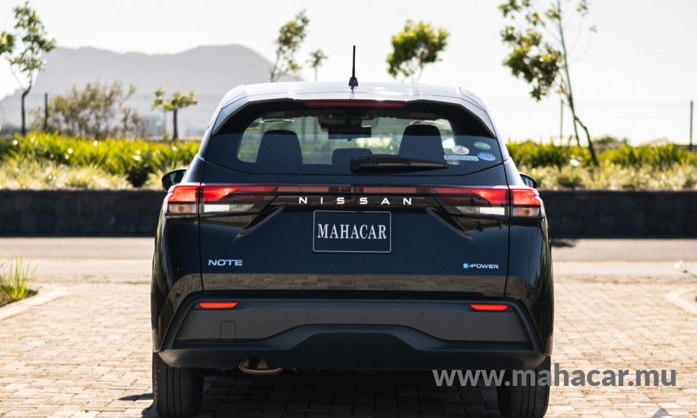 2021 Nissan NOTE E-POWER photo 13