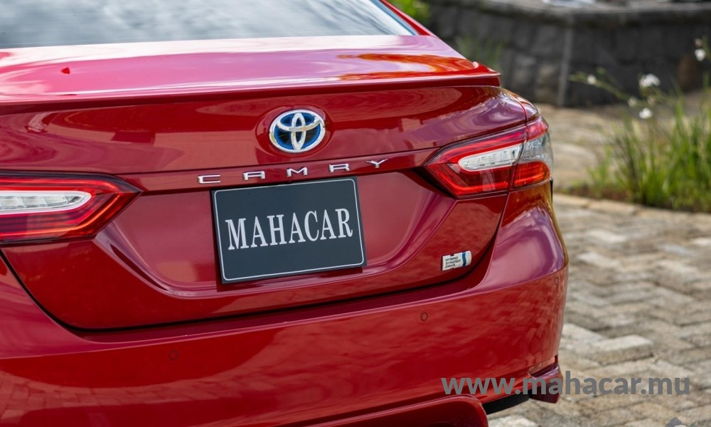 2020 Toyota Camry photo 19