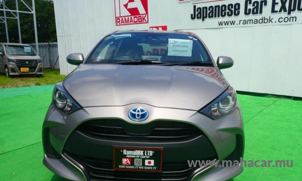 2023 Toyota Yaris Hybrid photo 4