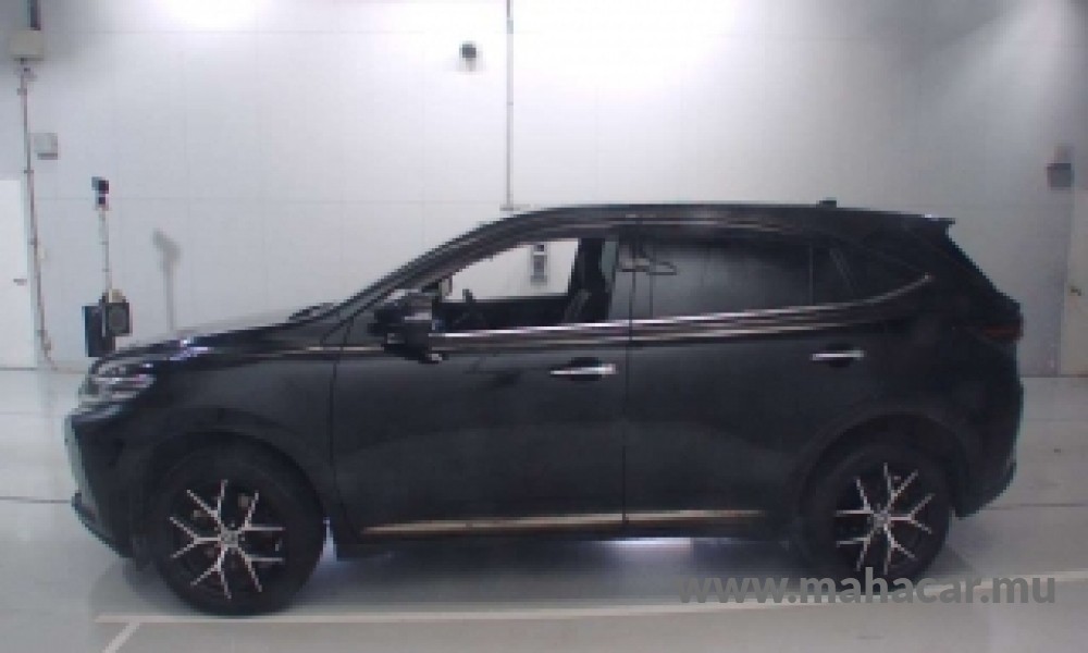 2020 Toyota Harrier photo 5