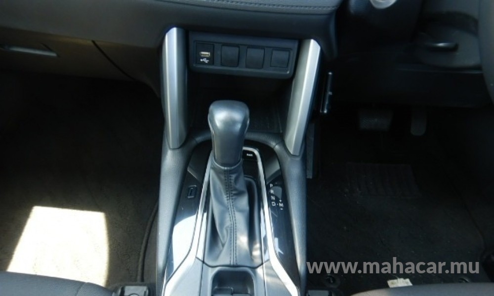 2023 Toyota COROLLA CROSS photo 11