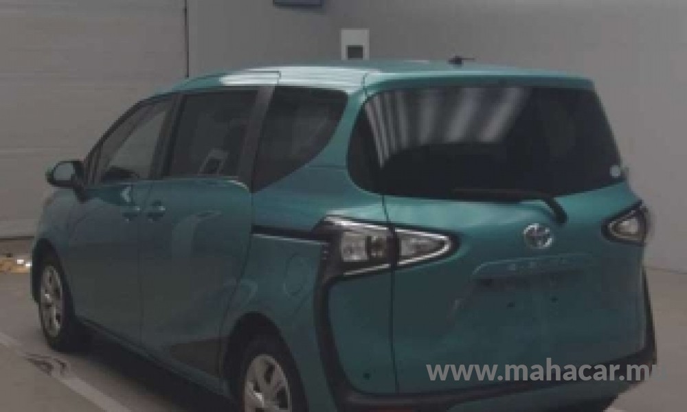 2021 Toyota Sienta photo 4